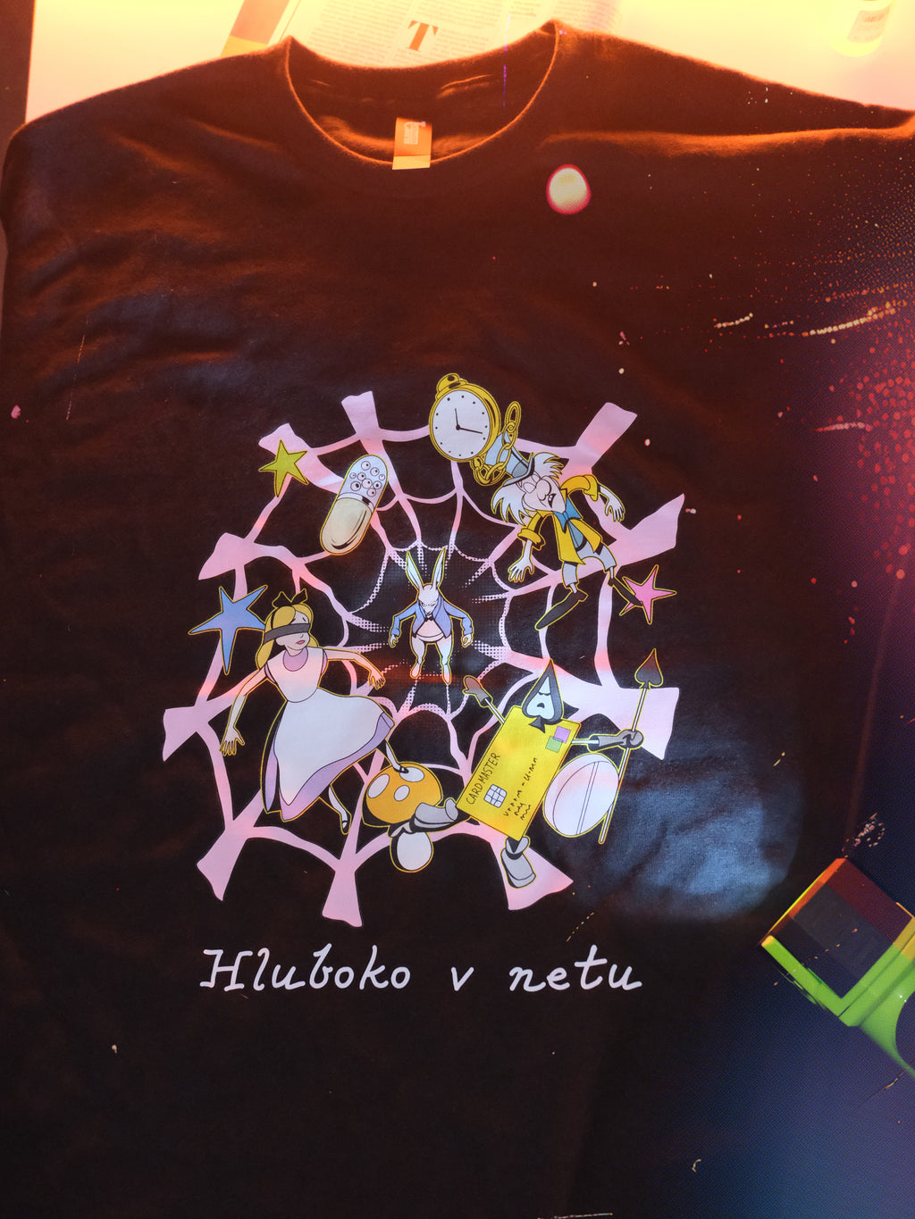 Tričko "Alenka v říši dark netu" (ČERNÉ)